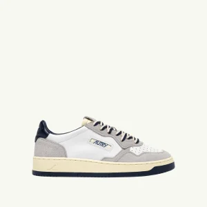 AUTRY BASKETS MEDALIST LOW EN CUIR BLANC ET DAIM VAPOR