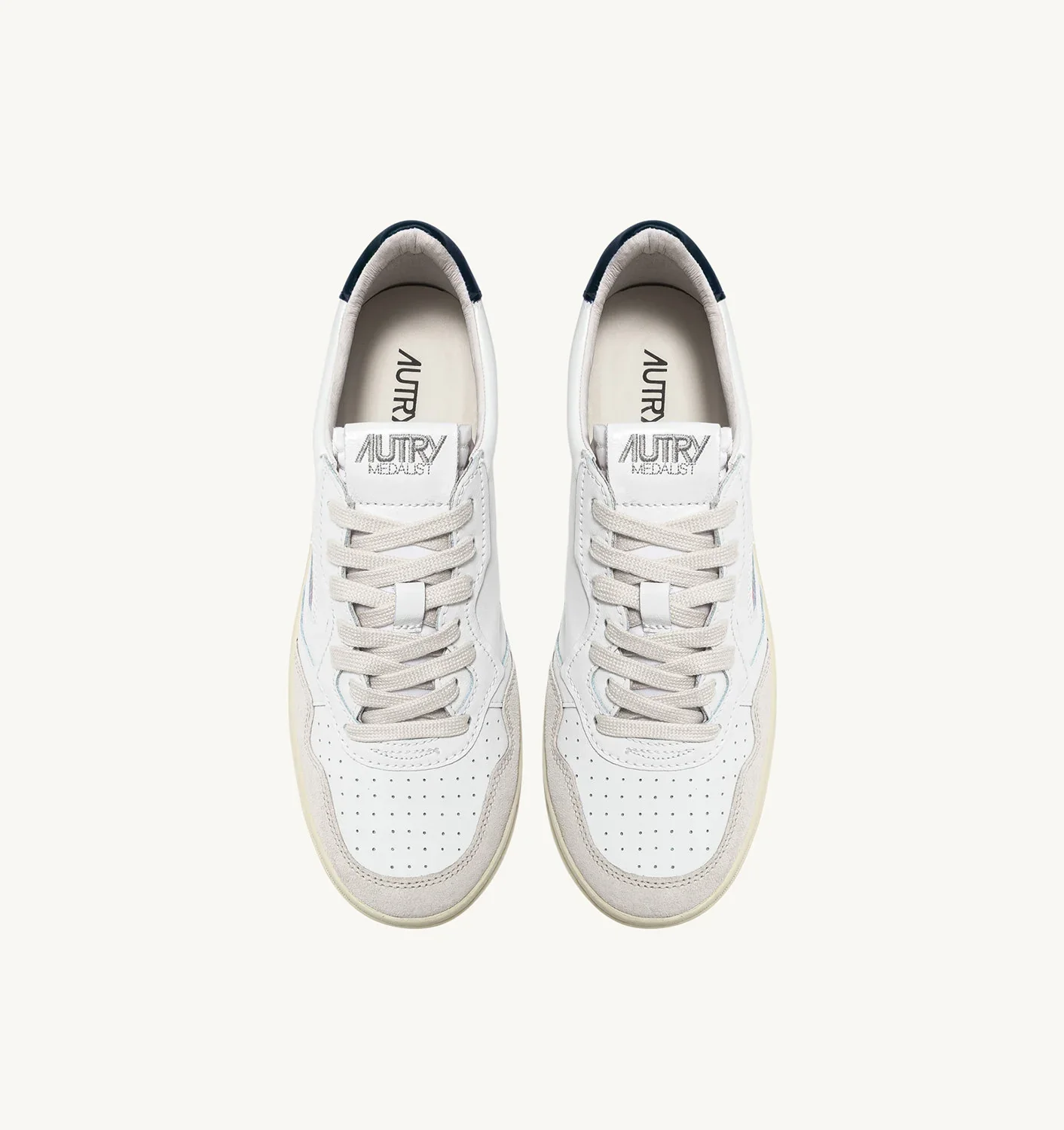 AUTRY MEDALIST LOW EN CUIR BLANC ET BLEU ET DAIM BEIGE – Image 6