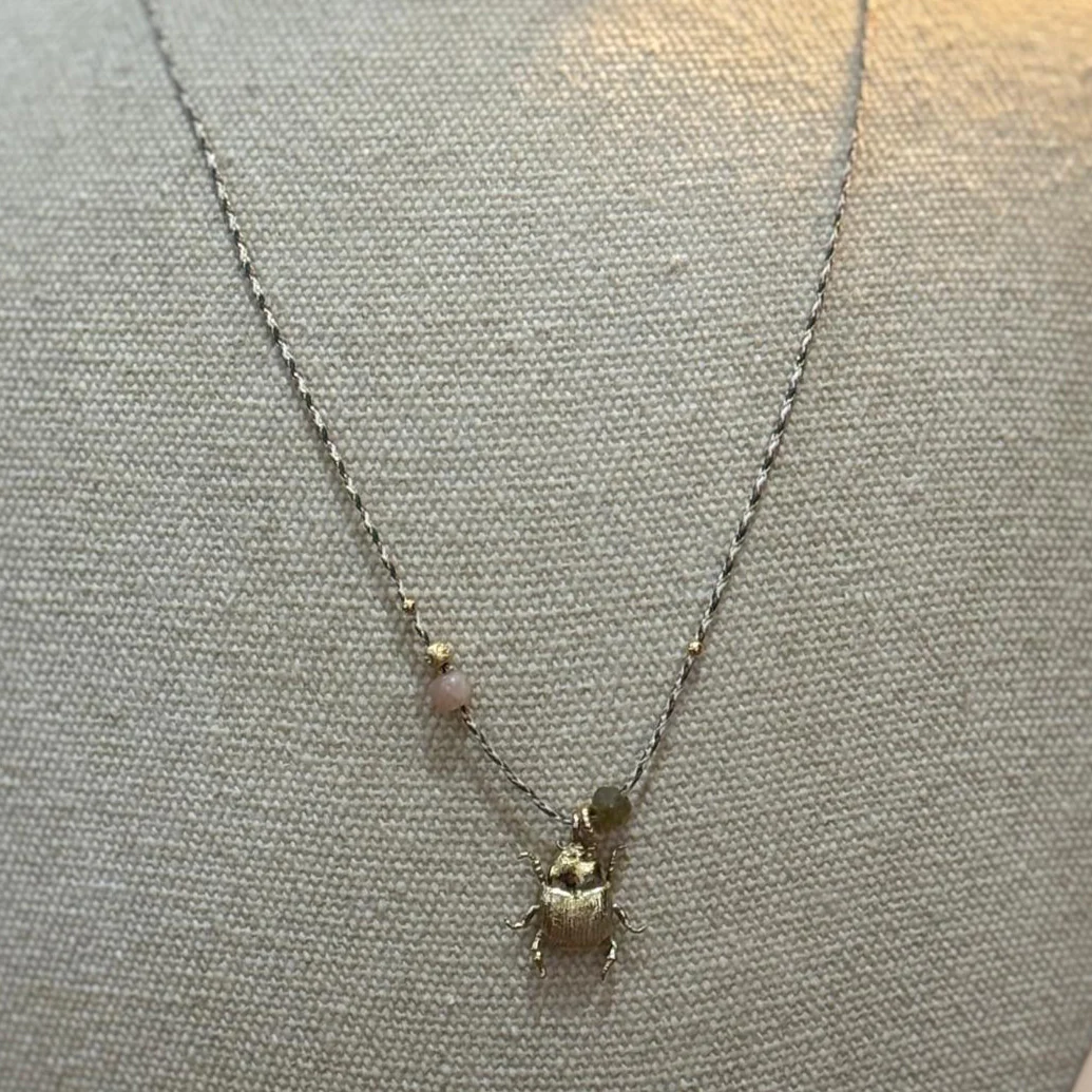 Collier Bach scarabée